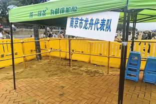 重伤？赵探长：广州男篮外援摩尔遭遇左脚跟腱断裂